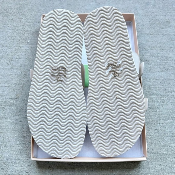 NWT Billini Ivory Zen Platform Rhinestone Sandal - Picture 10 of 11